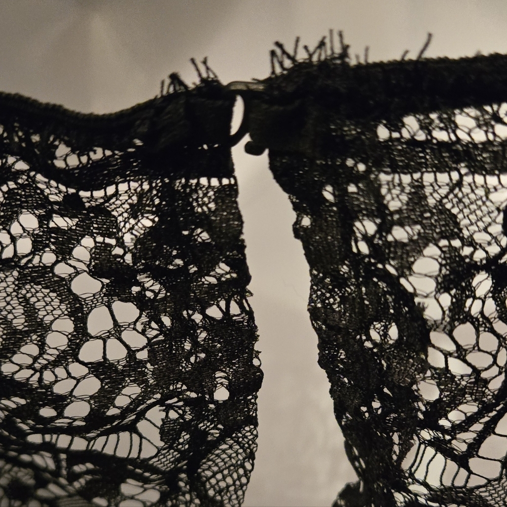Free People Black & White Lace Bralette Duo SzM X2 - Picture 6 of 12